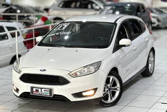 FORD FOCUS 1.6 SE 16V FLEX 4P MANUAL